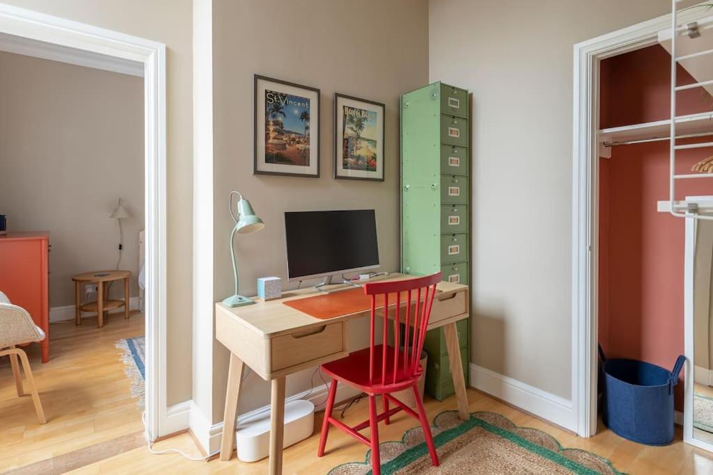 Stylish Central Apartment With Parking - Garden And Workspace باث المظهر الخارجي الصورة